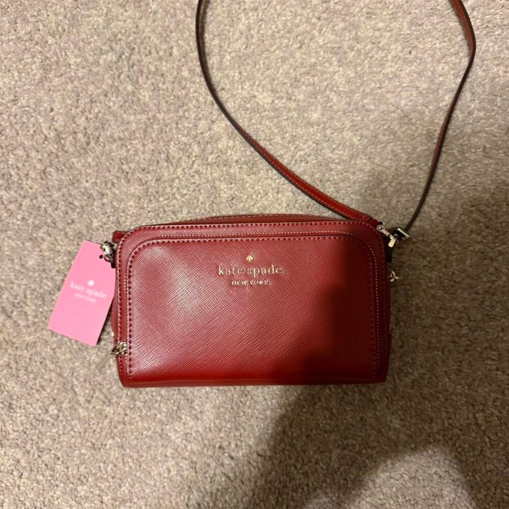 Kate spade small dual zip around crossbod.